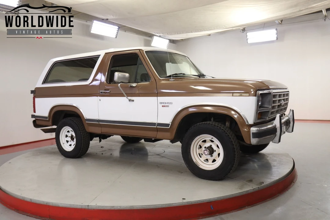 1986 Ford Bronco 3rd Gen - Image 2 of 12