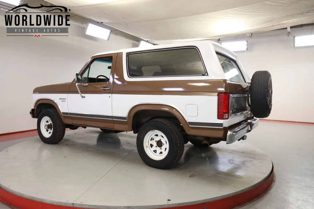 1986 Ford Bronco 3rd Gen - Image 5 of 12