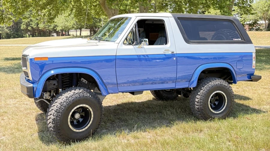 1986 Ford Bronco 3rd Gen - Image 4 of 29