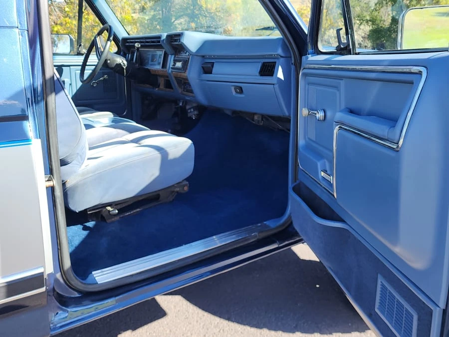 1986 Ford Bronco 3rd Gen - Image 30 of 31