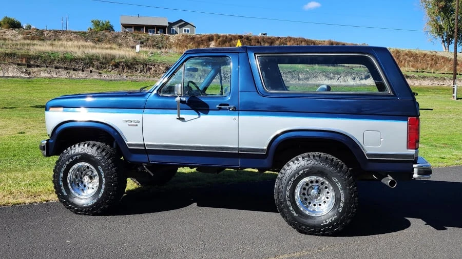 1986 Ford Bronco 3rd Gen - Image 17 of 31