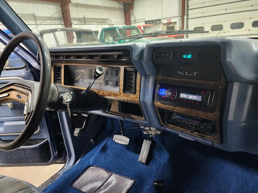 1986 Ford Bronco 3rd Gen - Image 28 of 31
