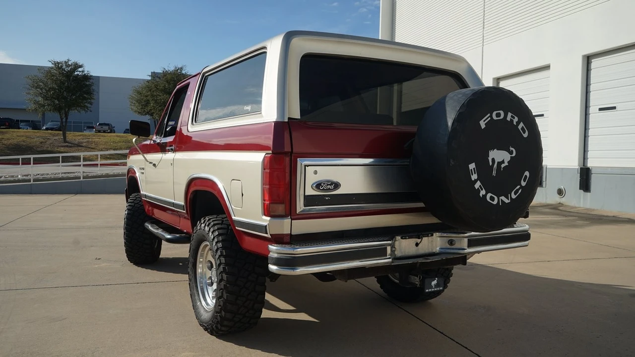 1986 Ford Bronco 3rd Gen - Image 11 of 12