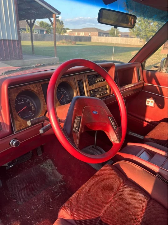 1986 Ford Bronco 3rd Gen - Image 4 of 12