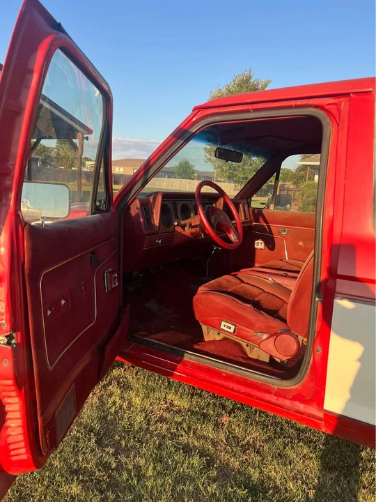 1986 Ford Bronco 3rd Gen - Image 6 of 12