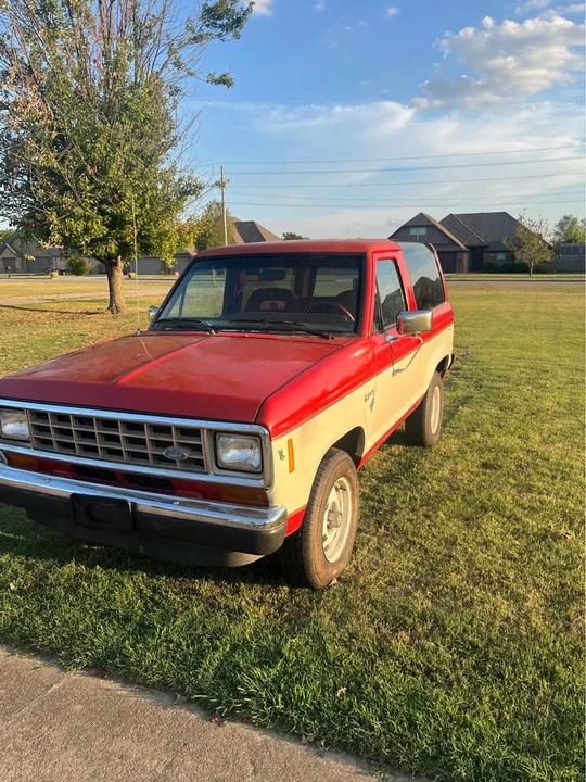 1986 Ford Bronco 3rd Gen - Image 9 of 12