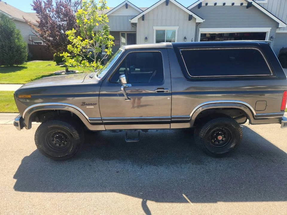 1986 Ford Bronco 3rd Gen - Image 3 of 10