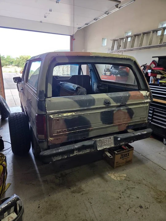 1986 Ford Bronco 3rd Gen - Image 5 of 17