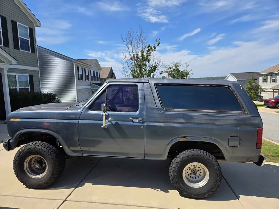 1986 Ford Bronco 3rd Gen - Image 4 of 10