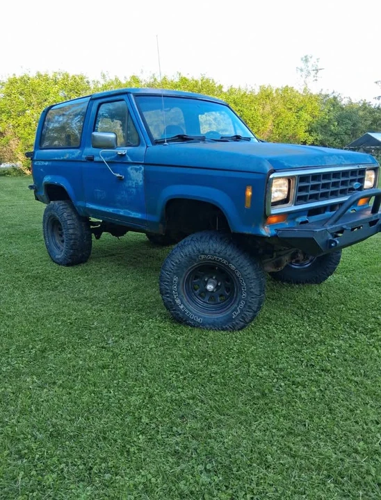 1986 Ford Bronco 3rd Gen - Image 2 of 15