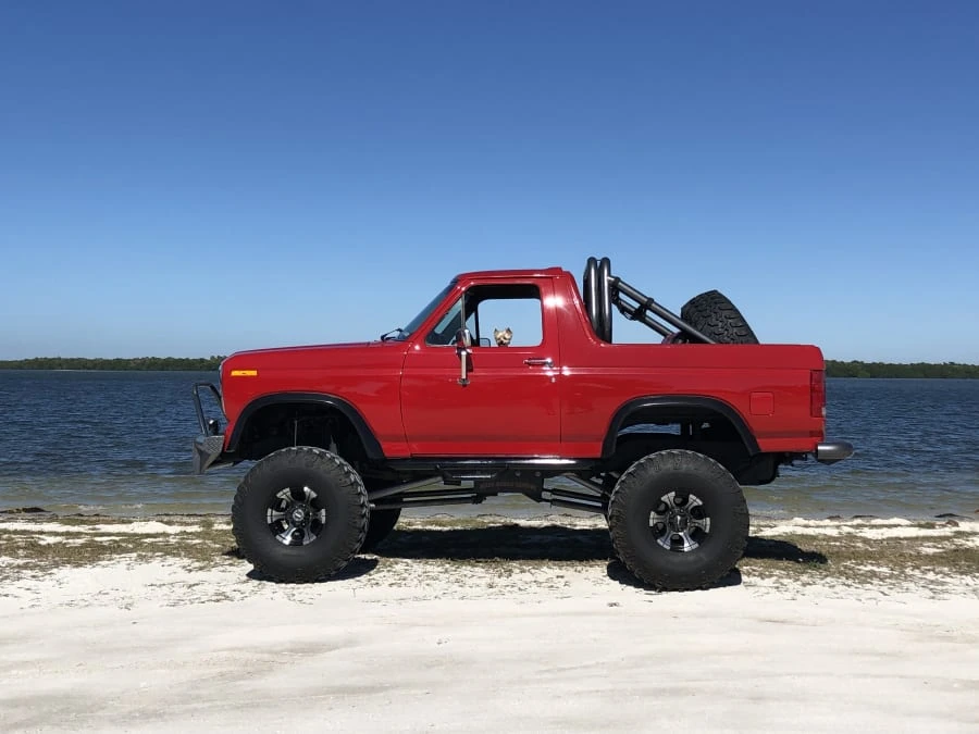 1986 Ford Bronco 3rd Gen - Image 2 of 9
