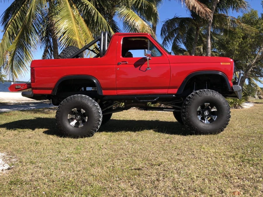 1986 Ford Bronco 3rd Gen - Image 8 of 9