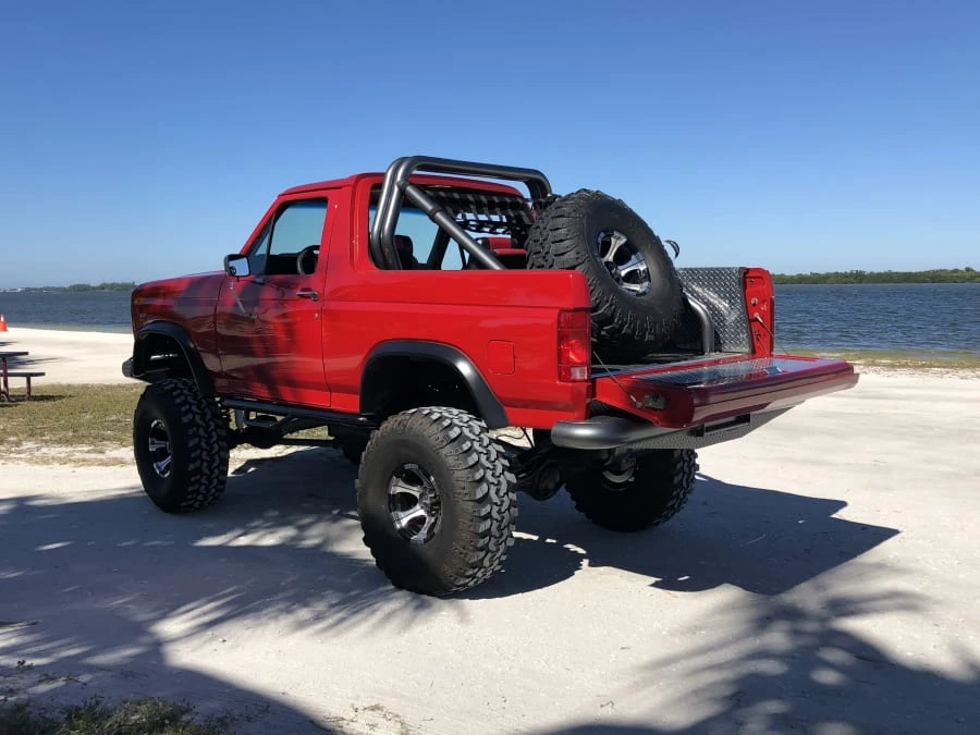 1986 Ford Bronco 3rd Gen - Image 3 of 9