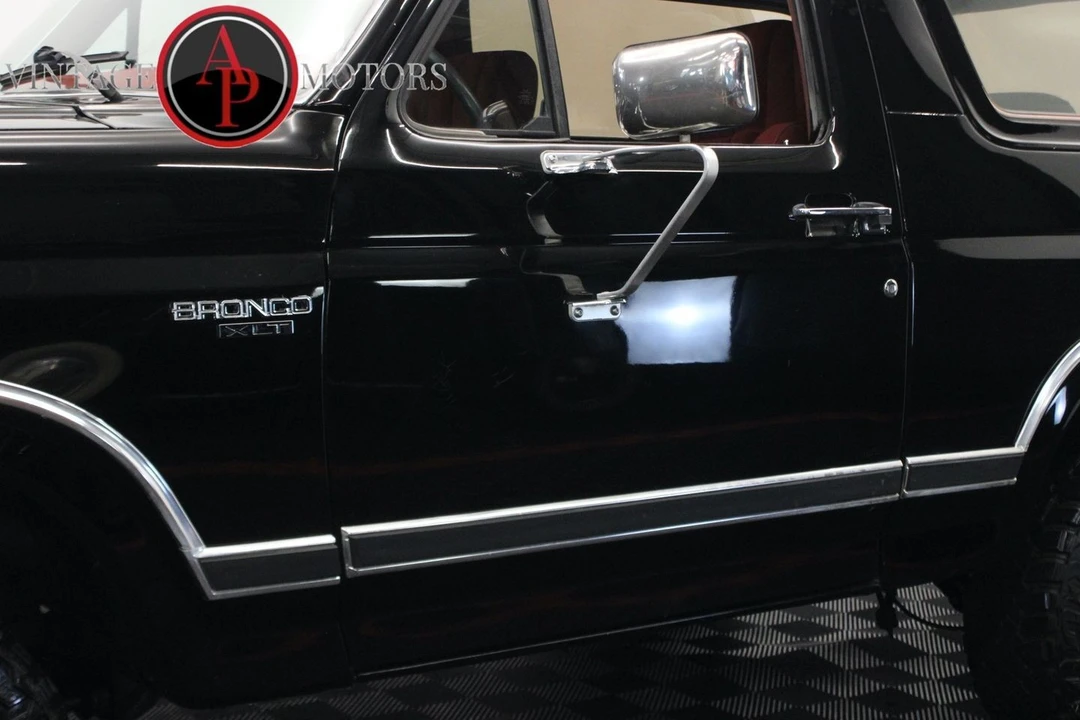 1986 Ford Bronco 3rd Gen - Image 9 of 21