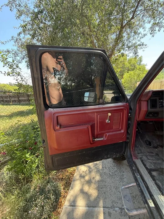 1986 Ford Bronco 3rd Gen - Image 5 of 9