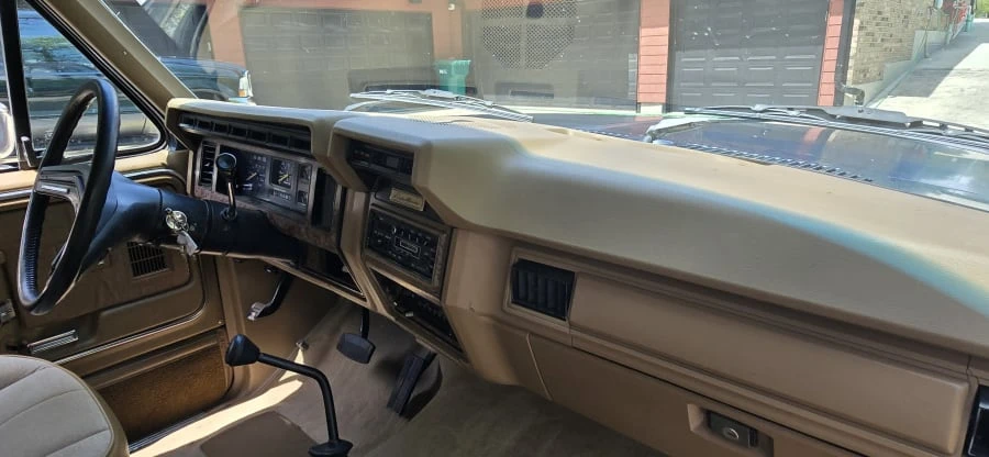 1986 Ford Bronco 3rd Gen - Image 19 of 24