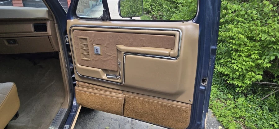 1986 Ford Bronco 3rd Gen - Image 20 of 24
