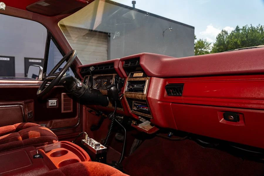 1986 Ford Bronco 3rd Gen - Image 15 of 26