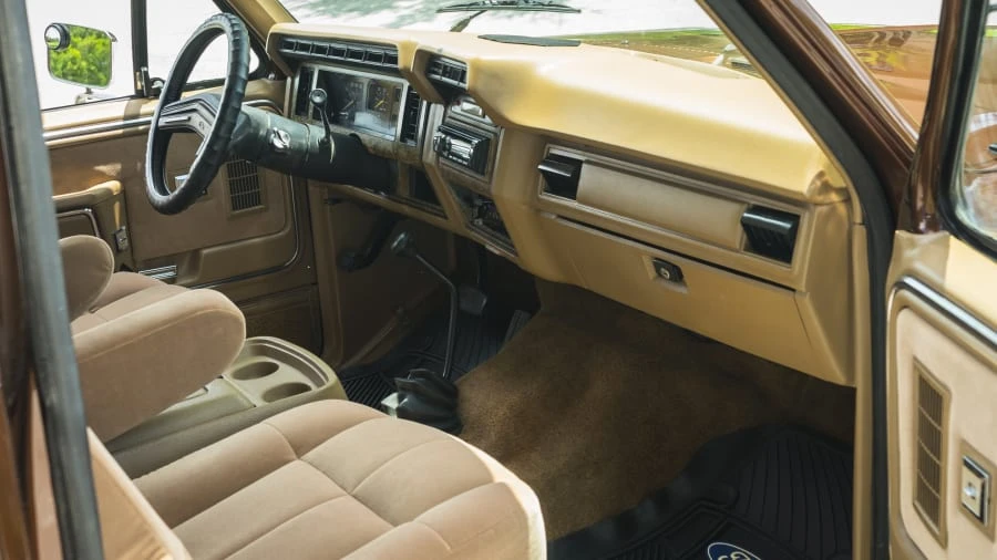 1986 Ford Bronco 3rd Gen - Image 5 of 12