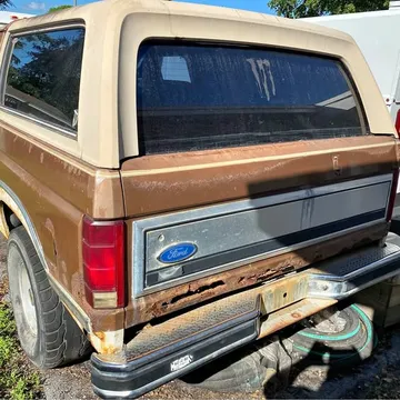 1986 Ford Bronco Eddie Bauer