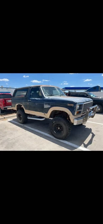 1986 Ford Bronco 3rd Gen - Image 2 of 7
