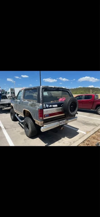 1986 Ford Bronco 3rd Gen - Image 3 of 7