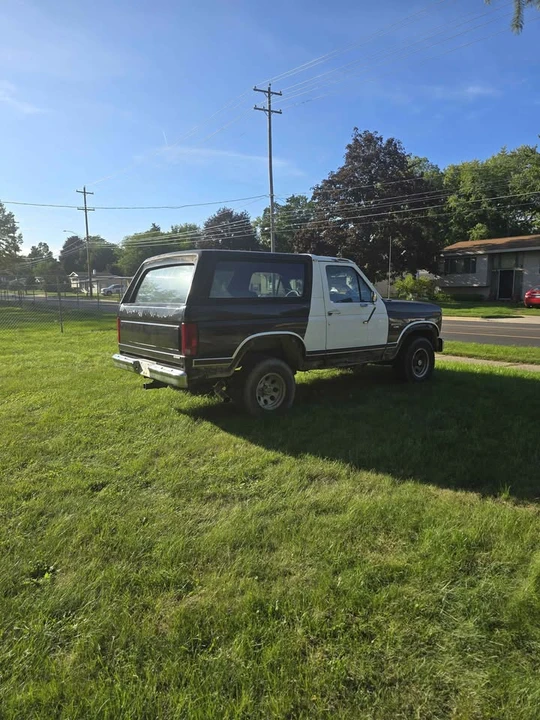 1986 Ford Bronco 3rd Gen - Image 3 of 6