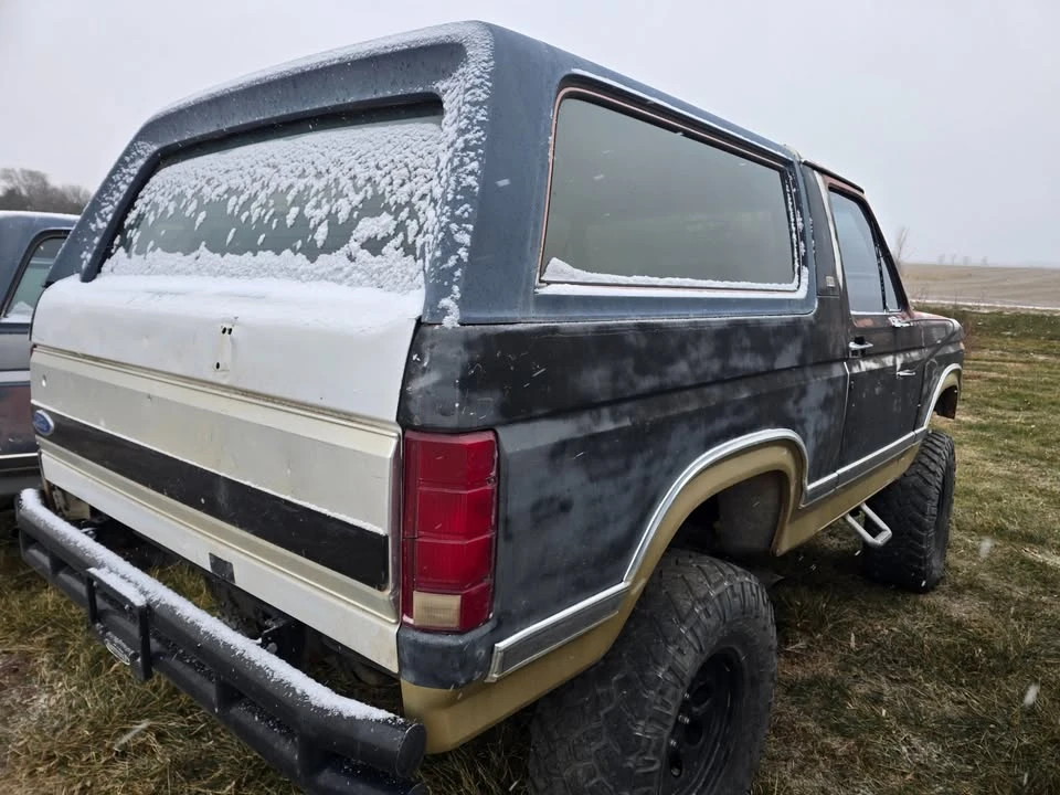 1986 Ford Bronco 3rd Gen - Image 3 of 10