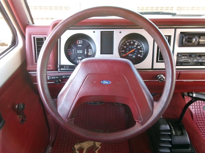 1986 Ford Bronco II - Image 21 of 31
