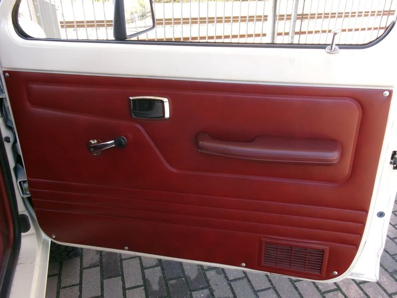 1986 Ford Bronco II - Image 13 of 31