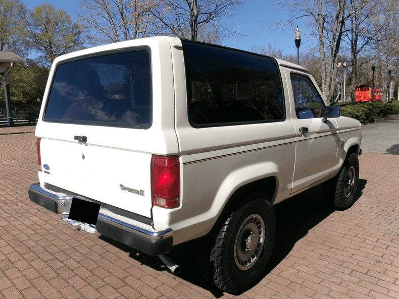 1986 Ford Bronco II - Image 5 of 31