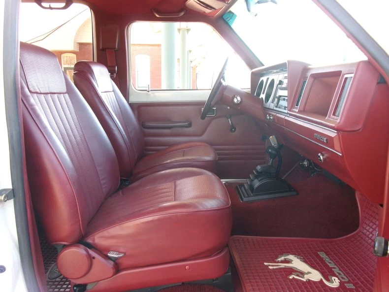 1986 Ford Bronco II - Image 12 of 31