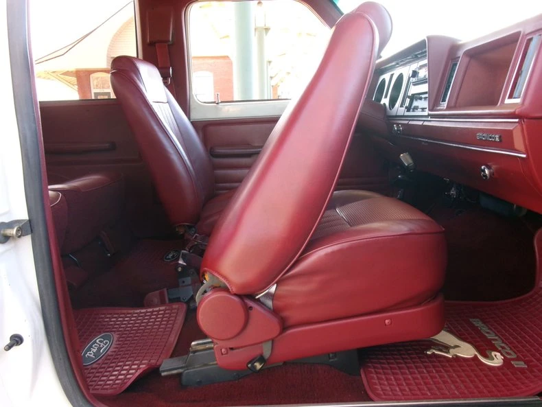 1986 Ford Bronco II - Image 19 of 31