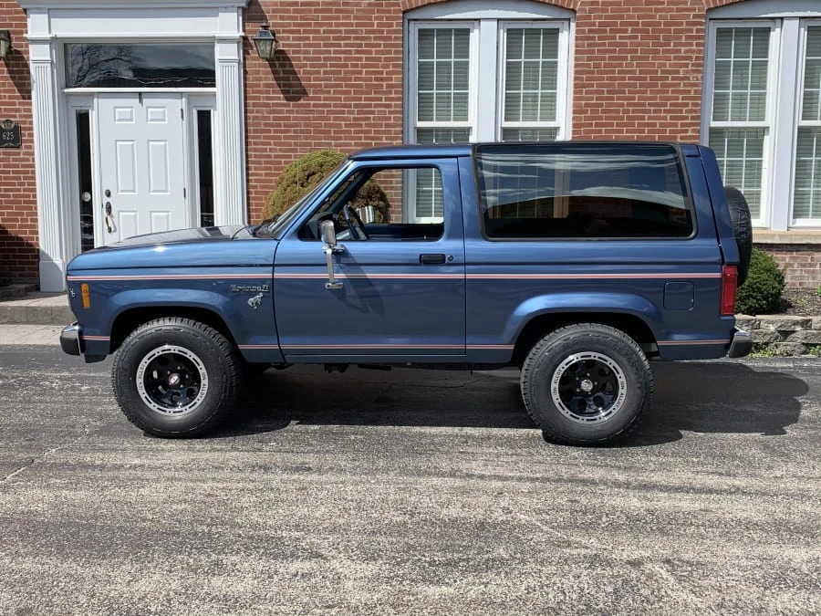 1986 Ford Bronco II - Image 2 of 8