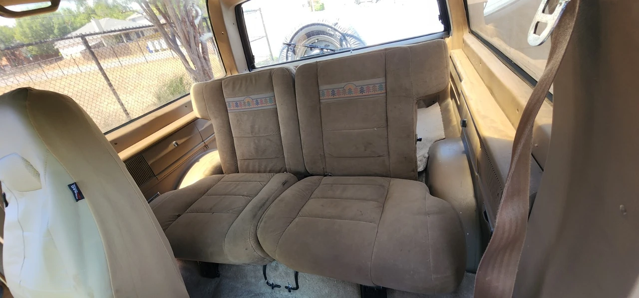 1986 Ford Bronco II - Image 11 of 18