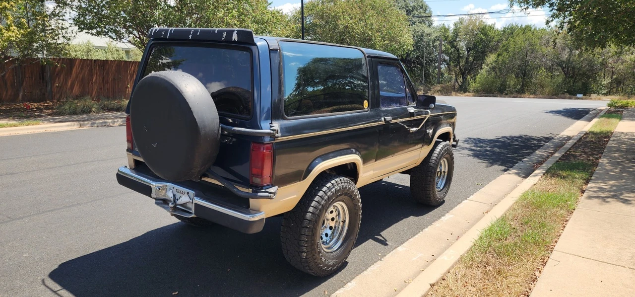 1986 Ford Bronco II - Image 7 of 18