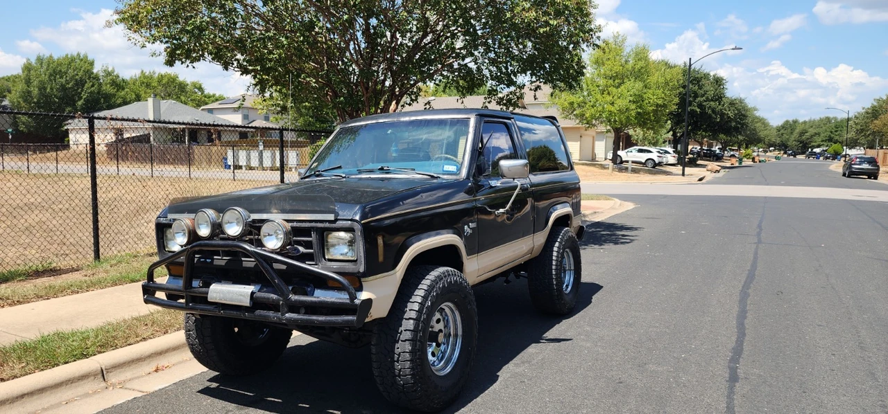 1986 Ford Bronco II - Image 3 of 18