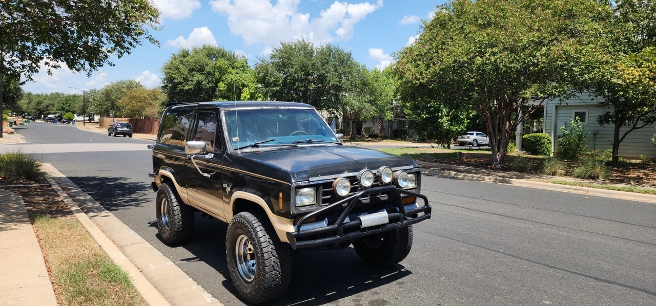 1986 Ford Bronco II - Image 4 of 18