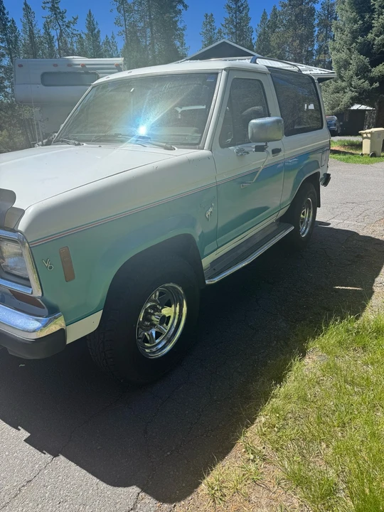 1986 Ford Bronco II - Image 3 of 27