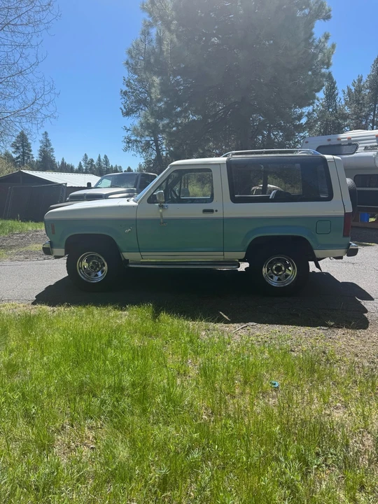 1986 Ford Bronco II - Image 9 of 27