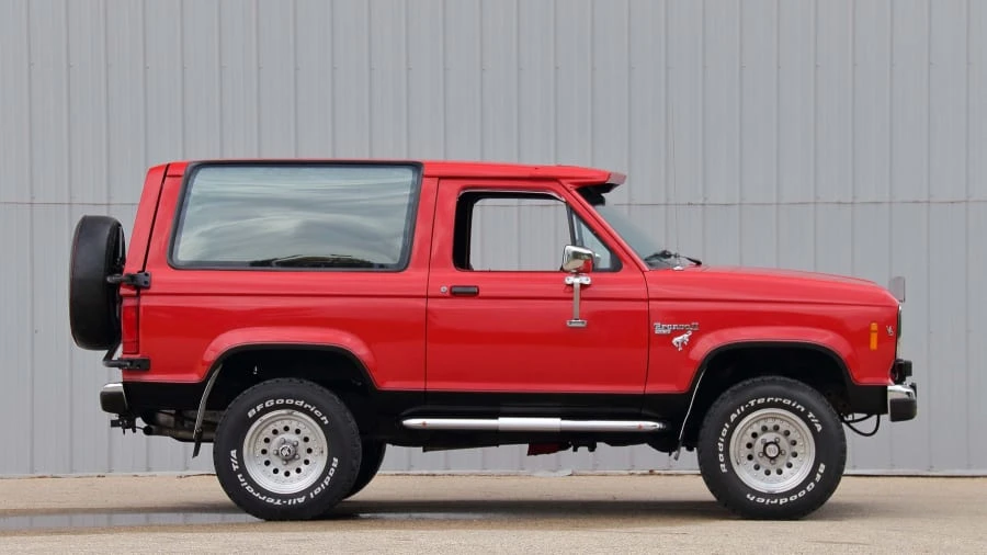 1986 Ford Bronco II - Image 8 of 12