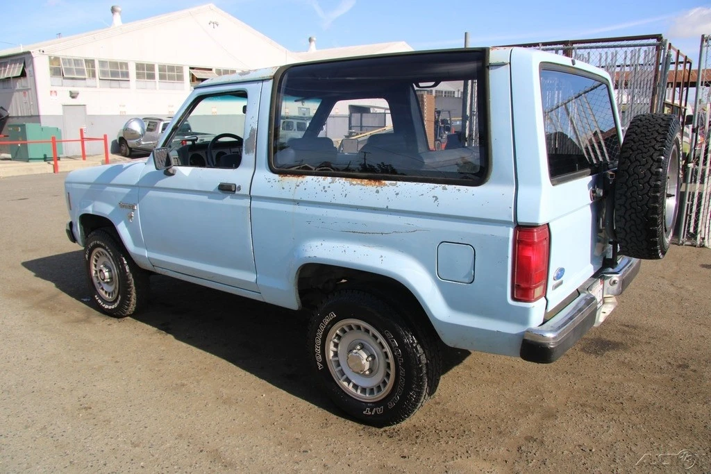 1986 Ford Bronco II - Image 5 of 24