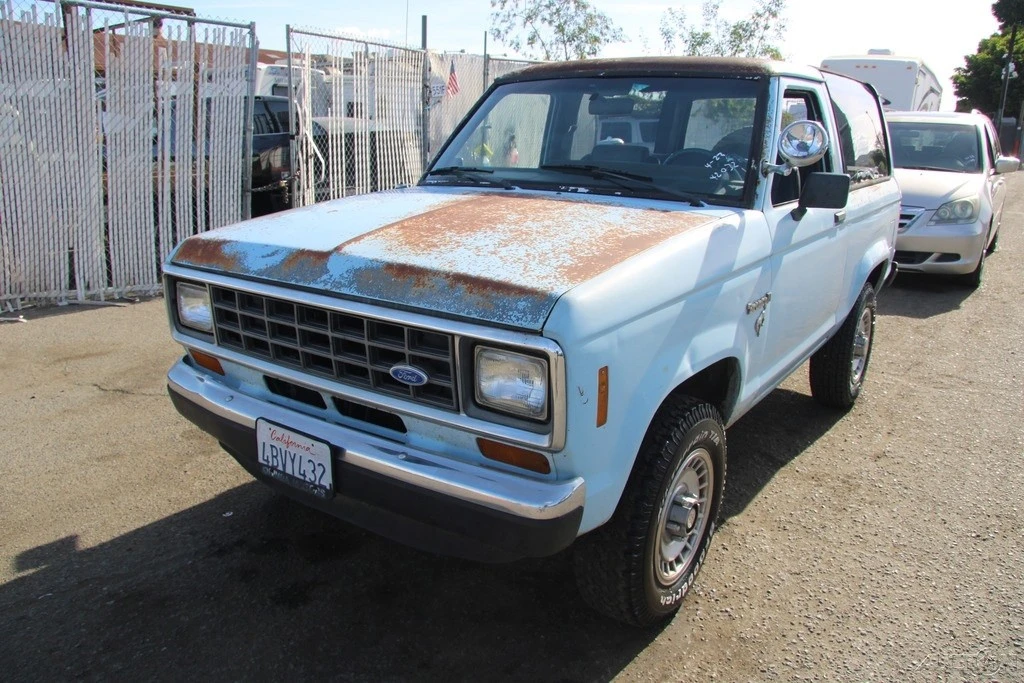 1986 Ford Bronco II - Image 2 of 24