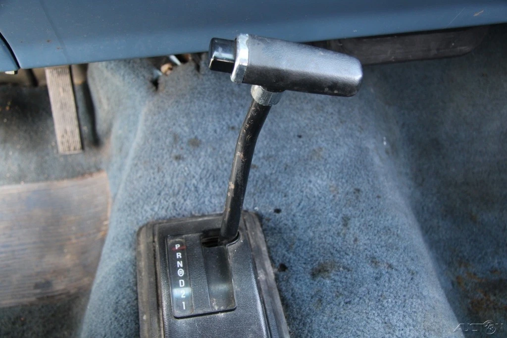 1986 Ford Bronco II - Image 19 of 24