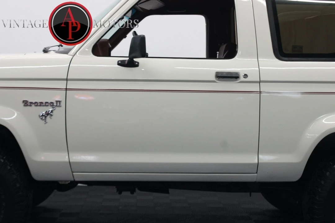 1986 Ford Bronco II - Image 13 of 31
