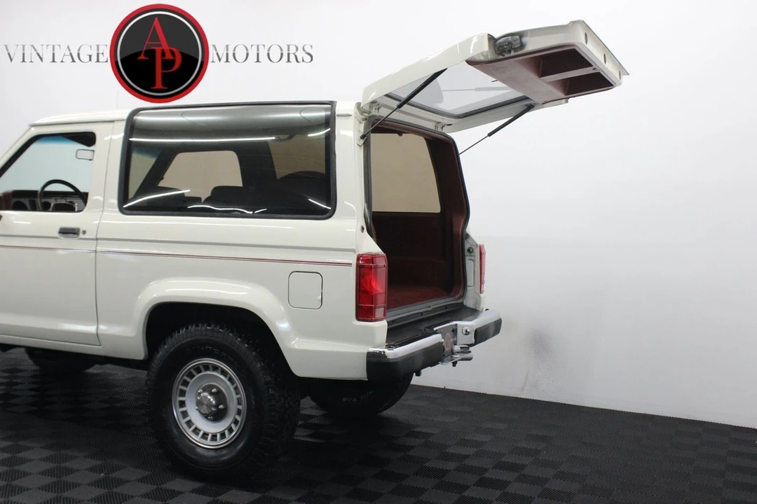 1986 Ford Bronco II - Image 16 of 31