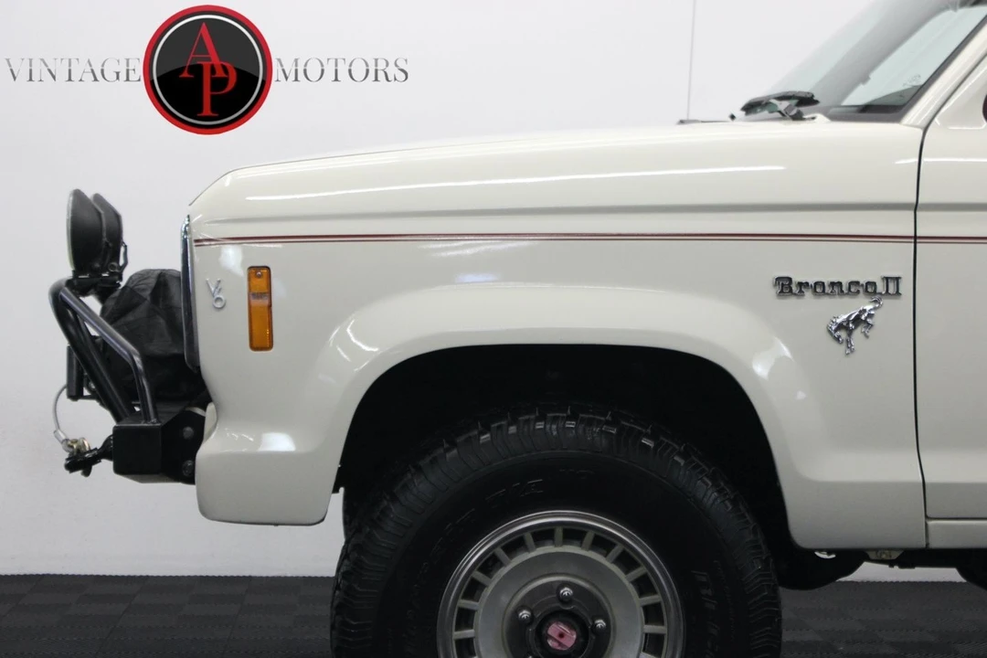 1986 Ford Bronco II - Image 12 of 31