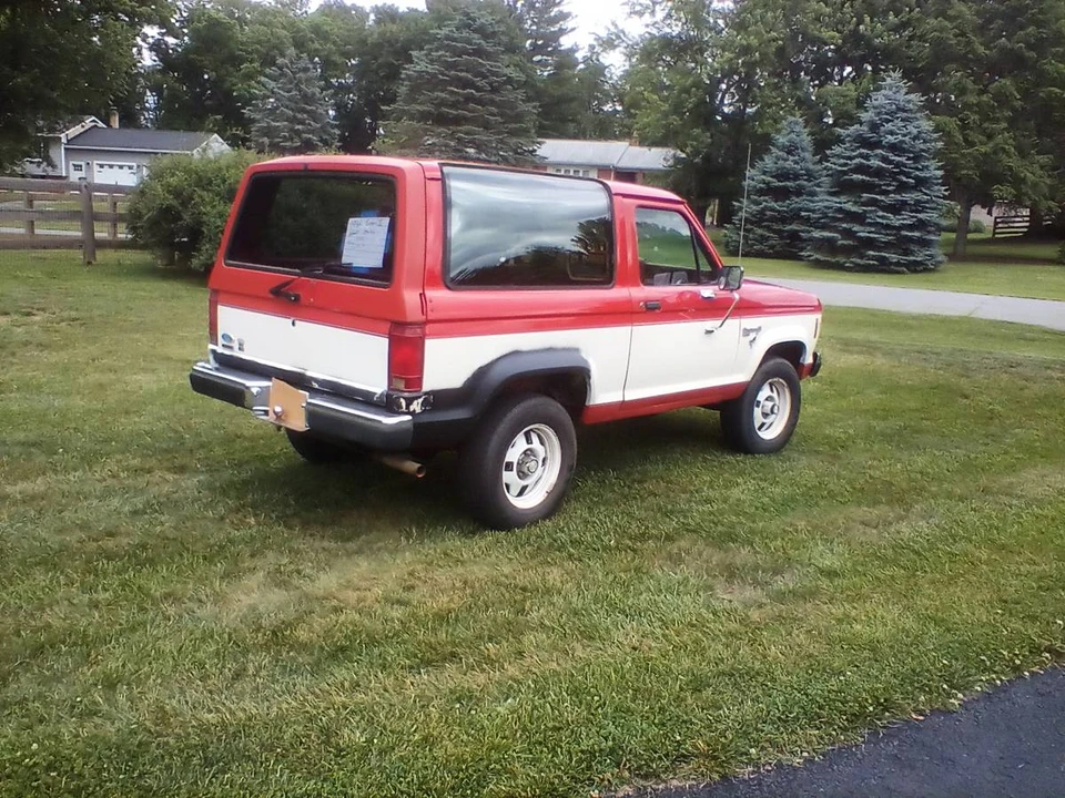 1986 Ford Bronco II - Image 5 of 10