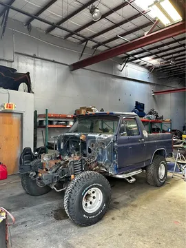 1986 Ford Bronco Luxury