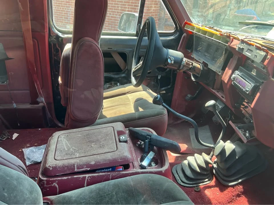 1986 Ford Bronco 3rd Gen - Image 6 of 9